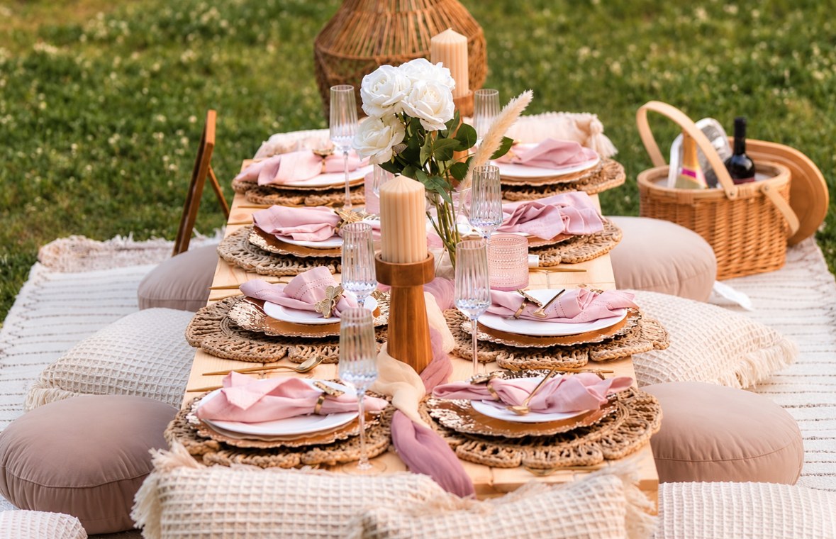A luxe picnic tablescape styled by Upscale Events CLT